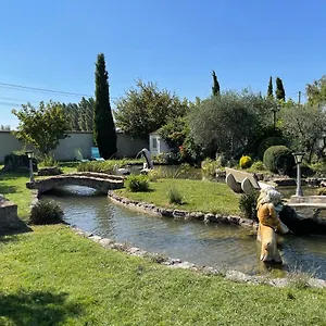 studio-les-petits-lutins.fr-provencehotel.com/